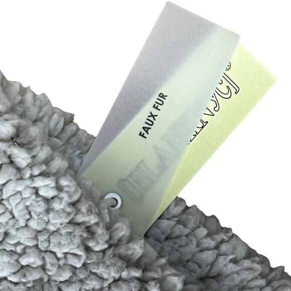 BLANKNYC Jacket Womens S‎ Grey Faux Fur Stand Collar Bomber Teddy - Picture 16 of 16